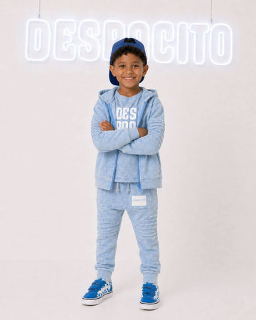Bluza dekatyzowana z kapturem chłopięca niebieska Despacito 4148-29426-35