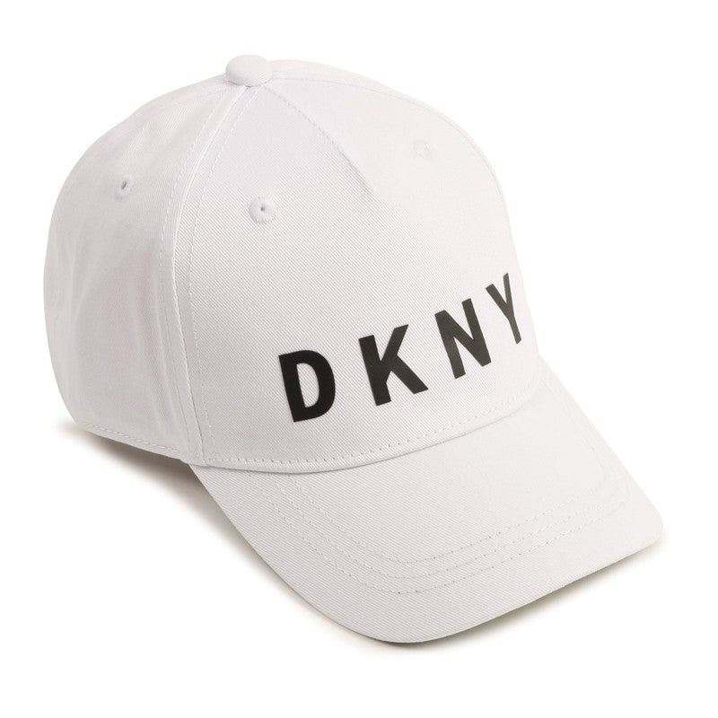 Czapka z daszkiem dziewczęca DKNY D21188-10B kolor biały -  - #tag1# - #tag2# - #tag3# - #tag4#