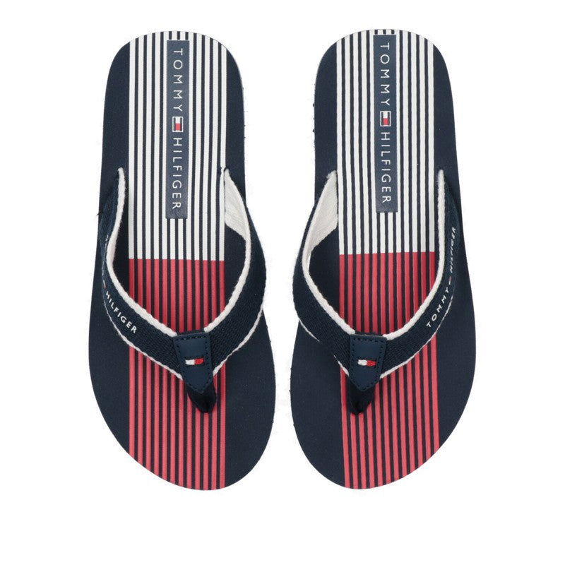 Klapki młodzieżowe unisex TOMMY HILFIGER T3B0-30984-0058800 kolor granat -  - #tag1# - #tag2# - #tag3# - #tag4#