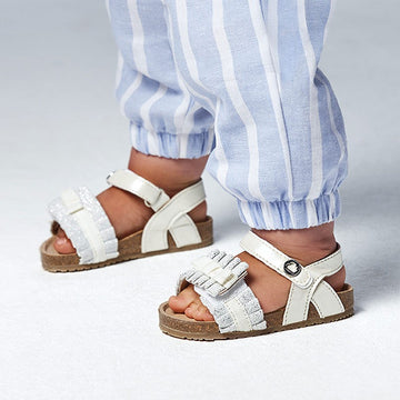 Mayoral 41274-43 Weiße Mädchensandalen