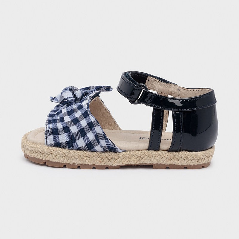 Mayoral 41270-35 Marineblaue Sandalen für Mädchen