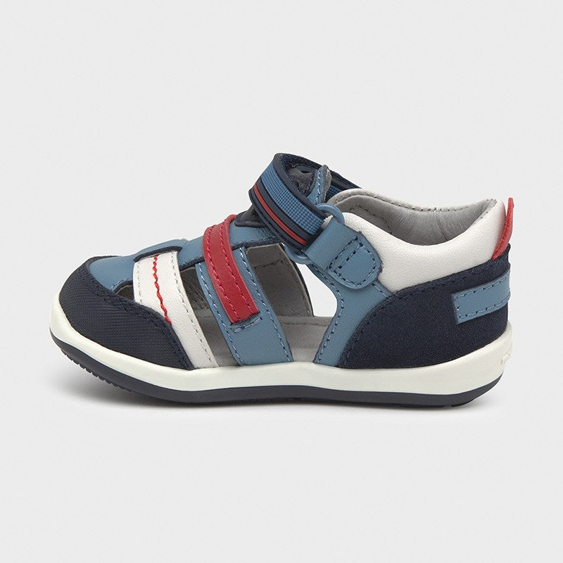 Mayoral 41280-36 Blaue Jungensandalen